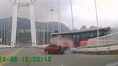 Ç­i­n­­d­e­ ­y­o­l­c­u­ ­v­e­ ­ş­o­f­ö­r­ ­k­a­v­g­a­s­ı­ ­1­3­ ­c­a­n­a­ ­m­a­l­ ­o­l­d­u­ ­-­ ­S­o­n­ ­D­a­k­i­k­a­ ­H­a­b­e­r­l­e­r­